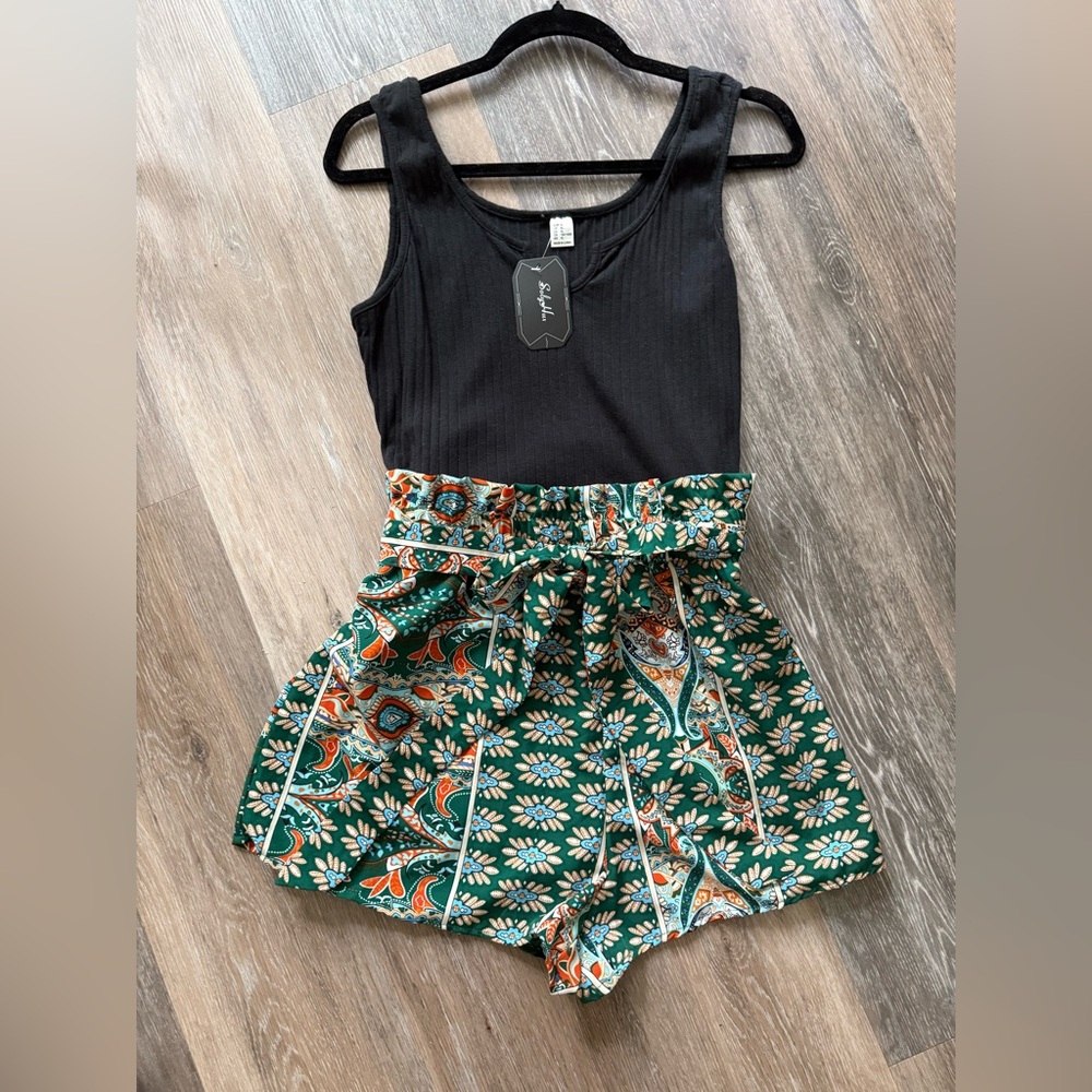 NWT❤️ One Piece Black Ribbed Top with Green Paisley Shorts